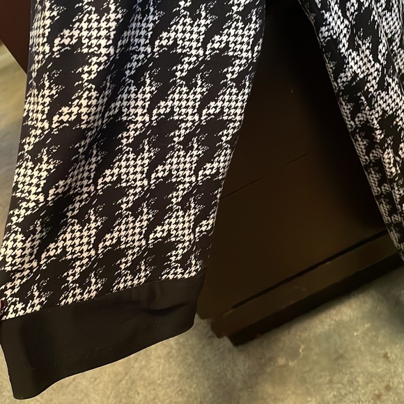 Christopher & Banks women’s top NWT - Picture 8 of 9